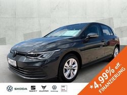 Grau Gebraucht 2022 VW Golf VIII Life Limousine | 20.900 € (Guter Preis)