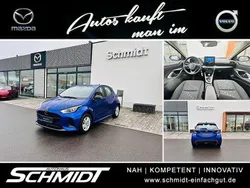 Blau Gebraucht 2024 Mazda 2 Center-Line Limousine | 23.490 € (Teuer)