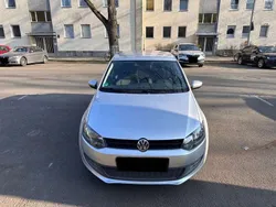 Grau Gebraucht 2010 VW Polo Comfortline Limousine | 3.990 € (Guter Preis)