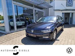 Deep black (metallic) Gebraucht 2020 VW Passat Kombi | 18.740 € (Guter Preis)