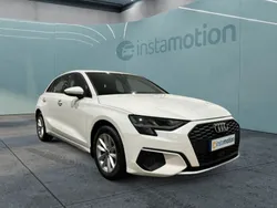 Weiß Gebraucht 2021 Audi A3 Sportback Sport Limousine | 24.489 € (Fairer Preis)
