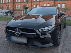 Schwarz Gebraucht 2020 Mercedes CLA180 Shooting Brake Progressive Kombi | 23.900 € (Fairer Preis)