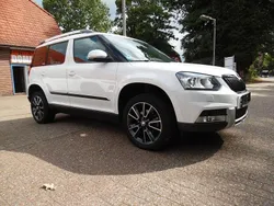 Weiß Gebraucht 2015 Skoda Yeti Adventure SUV | 13.990 € (Fairer Preis)