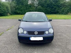 Blau Gebraucht 2003 VW Polo Kleinwagen | 500 € (Fairer Preis)