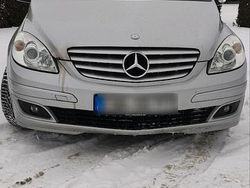 Grau Gebraucht 2007 Mercedes B150 Van / Kleinbus | 1.300 € (Superpreis)