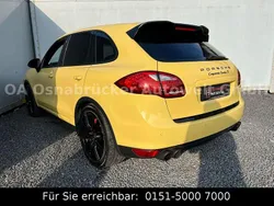 Gelb Gebraucht 2011 Porsche Cayenne Turbo SUV | 29.990 € (Etwas zu teuer)