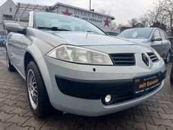 Grau Gebraucht 2004 Renault Mégane Cabriolet Authentique Cabrio | 4.499 €