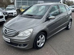 Grau Gebraucht 2005 Mercedes B150 Van / Kleinbus | 6.200 € (Etwas zu teuer)