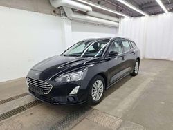 Obsidianschwarz metallic Gebraucht 2021 Ford Focus Titanium Kombi | 16.700 € (Superpreis)