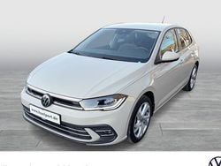 Grau Gebraucht 2022 VW Polo Style Limousine | 16.619 € (Guter Preis)