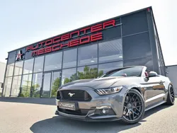 Grau Gebraucht 2017 Ford Mustang GT Cabrio | 42.790 € (Etwas zu teuer)
