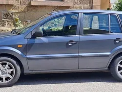 Grau Gebraucht 2006 Ford Fusion Kombi | 1.500 € (Fairer Preis)