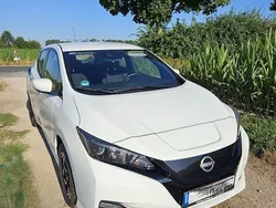 Weiß Gebraucht 2022 Nissan Leaf Acenta Kleinwagen | 14.490 € (Fairer Preis)