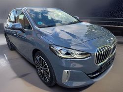 Grau Gebraucht 2024 BMW 223 Active Tourer Sport Line Van / Kleinbus | 38.600 € (Etwas zu teuer)