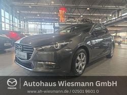 Grau Gebraucht 2017 Mazda 3 Kizoku Limousine | 18.990 €
