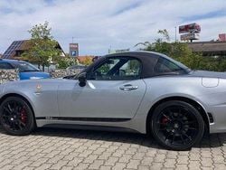 Grau Gebraucht 2019 Abarth 124 Spider Cabrio | 35.900 € (Fairer Preis)
