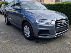 Grau Gebraucht 2016 Audi Q3 Design SUV | 15.000 € (Superpreis)