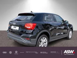 Mythosschwarz metallic Gebraucht 2022 Audi Q2 Comfort SUV | 20.790 € (Guter Preis)