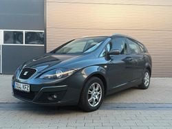 Grau Gebraucht 2011 Seat Altea Van / Kleinbus | 4.790 € (Fairer Preis)