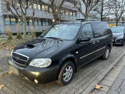 Schwarz Gebraucht 2006 Kia Carnival Van / Kleinbus | 790 € (Superpreis)