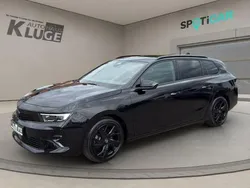Lackierung schwarz perla nera/ty Gebraucht 2024 Opel Astra Ultimate Kombi | 27.990 € (Guter Preis)