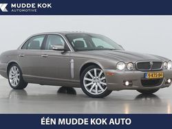 Grau Gebraucht 2009 Jaguar XJ Limousine | 7.899 €