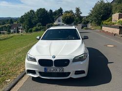 Weiß Gebraucht 2013 BMW M550 Performance Limousine | 15.500 € (Fairer Preis)