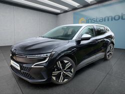 Schwarz Gebraucht 2023 Renault Mégane Limousine | 30.949 € (Teuer)