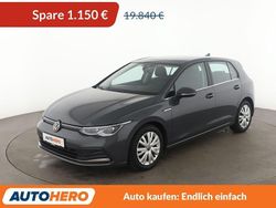 Grau Gebraucht 2020 VW Golf VIII Style Limousine | 18.690 € (Fairer Preis)