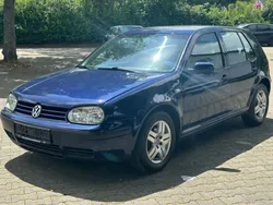 Blau Gebraucht 2002 VW Golf IV Limousine | 2.770 € (Fairer Preis)