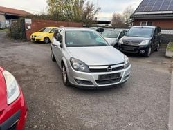 Grau Gebraucht 2004 Opel Astra Kombi | 1.050 € (Guter Preis)
