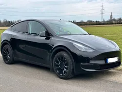 Schwarz Gebraucht 2022 Tesla Model Y SUV | 39.990 € (Fairer Preis)