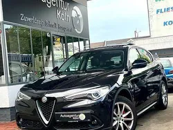 Schwarz Gebraucht 2017 Alfa Romeo Stelvio Super SUV | 19.990 € (Fairer Preis)