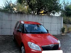 Rot Gebraucht 2013 Skoda Roomster Van / Kleinbus | 3.800 €