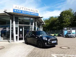 Schwarz Gebraucht 2018 Mini ONE Kleinwagen | 15.950 € (Fairer Preis)