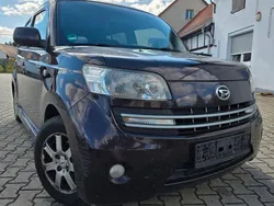 Braun Gebraucht 2006 Daihatsu Materia Van / Kleinbus | 1.199 €