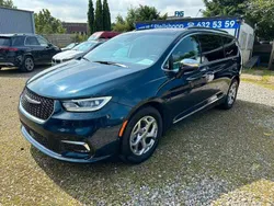 Blau Gebraucht 2022 Chrysler Pacifica Limited SUV | 46.999 €