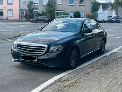 Schwarz Gebraucht 2018 Mercedes E200 Limousine | 13.500 € (Teuer)