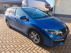 Blau Gebraucht 2015 Honda Civic Kombi | 10.200 €