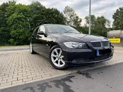 Schwarz Gebraucht 2006 BMW 320 Limousine | 2.800 € (Guter Preis)