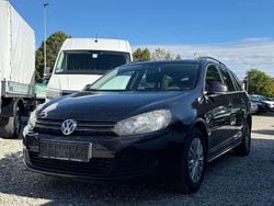 Reflexsilber metallic Gebraucht 2010 VW Golf VI Trendline Kombi | 1.990 € (Superpreis)