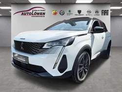 Perlmuttweiss/perlm (weiß) Gebraucht 2024 Peugeot 3008 SUV | 44.100 €