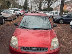 Rot Gebraucht 2007 Ford Fiesta Kleinwagen | 2.500 € (Fairer Preis)