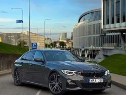 Grau Gebraucht 2020 BMW 330 M Sport Limousine | 39.500 € (Etwas zu teuer)