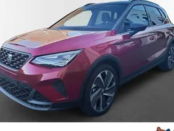 Rot Gebraucht 2024 Seat Arona FR SUV | 27.979 € (Teuer)