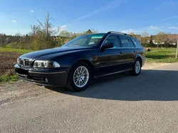 Blau Gebraucht 2001 BMW 540 Kombi | 7.900 € (Fairer Preis)