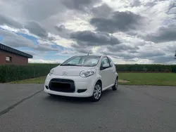 Weiß Gebraucht 2012 Citroën C1 SELECTION Kleinwagen | 1.900 € (Guter Preis)