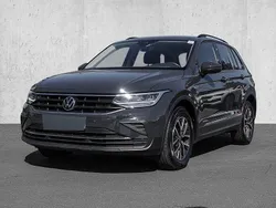 Grau Gebraucht 2022 VW Tiguan Life SUV | 28.849 € (Guter Preis)