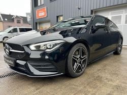 Schwarz Gebraucht 2020 Mercedes CLA200 Shooting Brake AMG Kombi | 26.699 € (Fairer Preis)