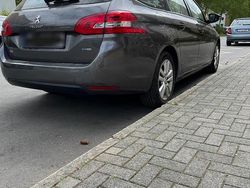 Grau Gebraucht 2016 Peugeot 308 Style Kombi | 6.500 € (Fairer Preis)